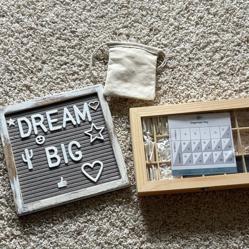 Letter board